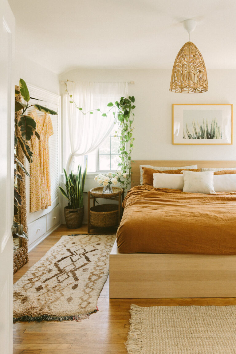 How To Create A Cozy Bedroom Setup