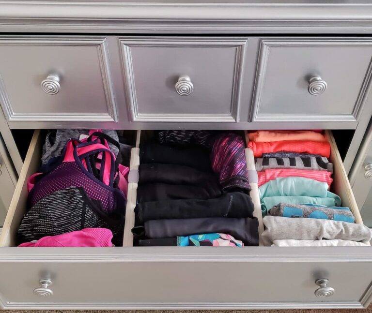 How To Organize A Drawer