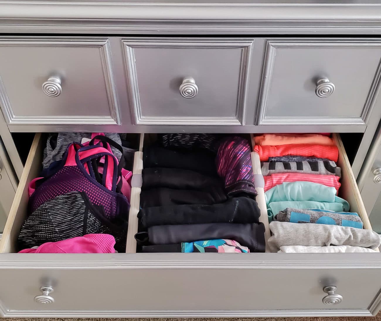 How To Organize A Drawer