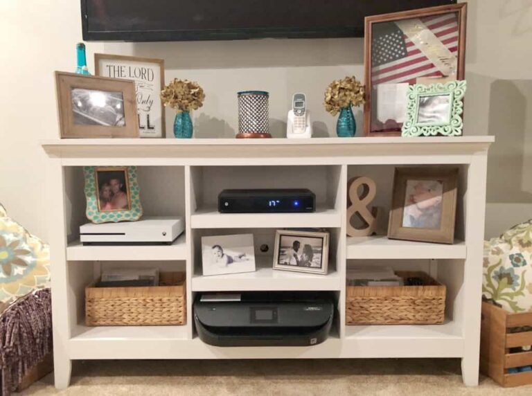 How To Organize A TV Unit