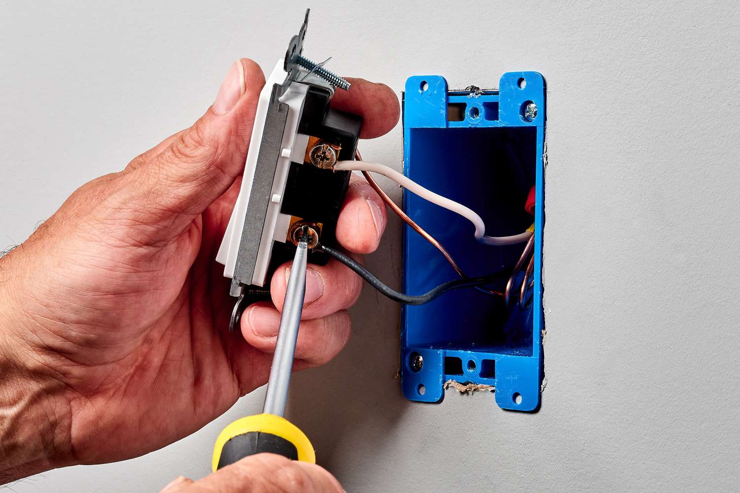 How To Replace Light Switches